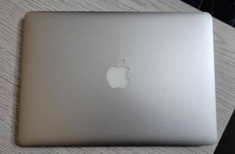 Macbook Pro Late 2013, 13- inch 2K display, 8gb/256gb 4