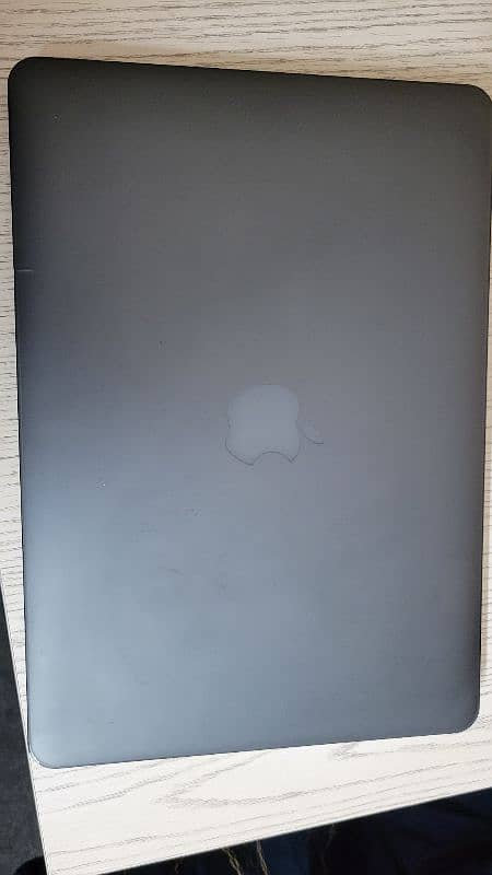 Macbook Pro Late 2013, 13- inch 2K display, 8gb/256gb 13