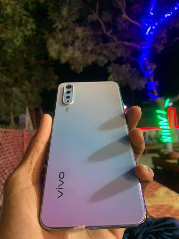 vivo s1 1