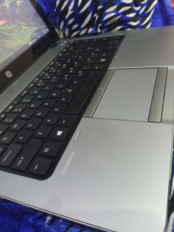 HP LAPTOP WITH TOUCH SCREEN 3