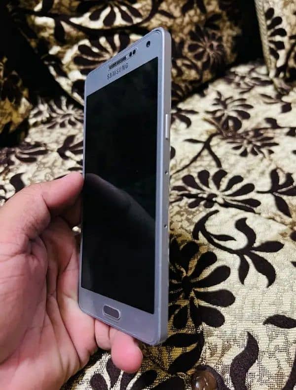 Samsung A7 10/10 Condition. Pta Approved 3