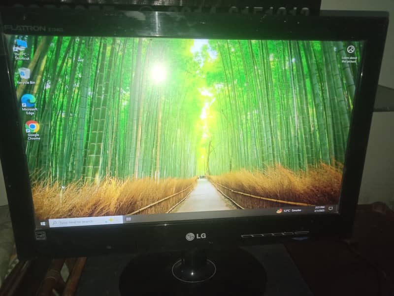 Desktop Computer i3 Viglen 6