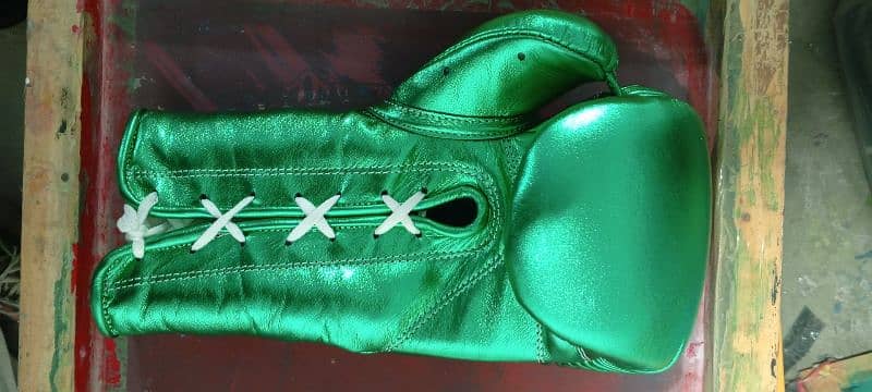 Raxene Leather Boxing Gloves 1