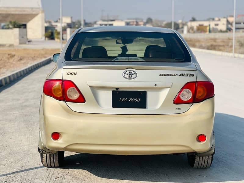 Toyota Corolla Altis 2008/09 1