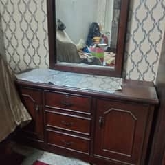 dressing table