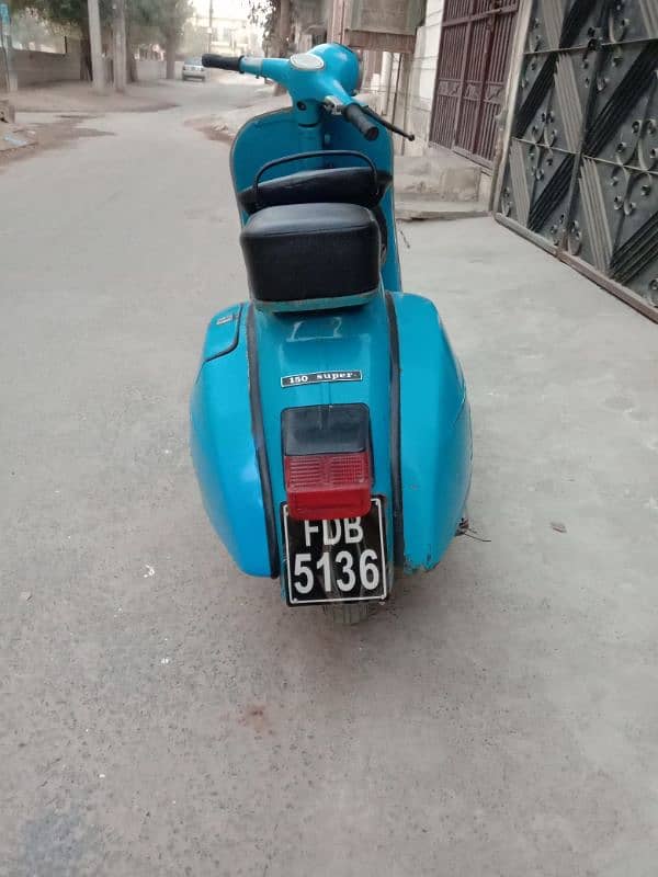 Vespa super 1975 9