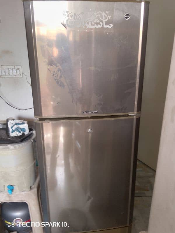 PEL FRIDGE model PRD120 size 12 cubic aaj tak koi kaam nehi karwaya 2