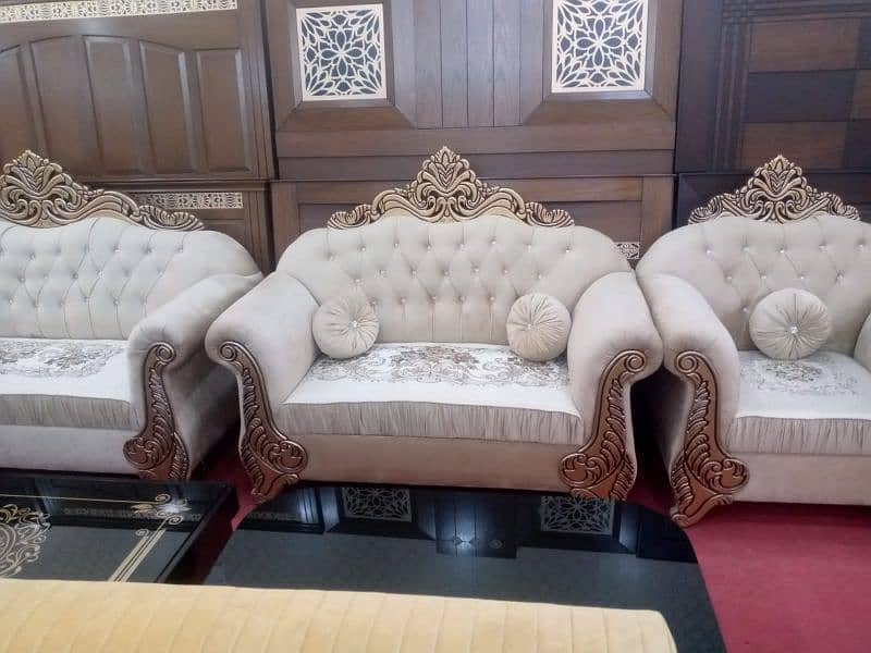 sofa sett available 1