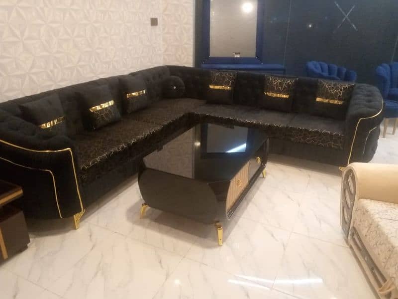 sofa sett available 3