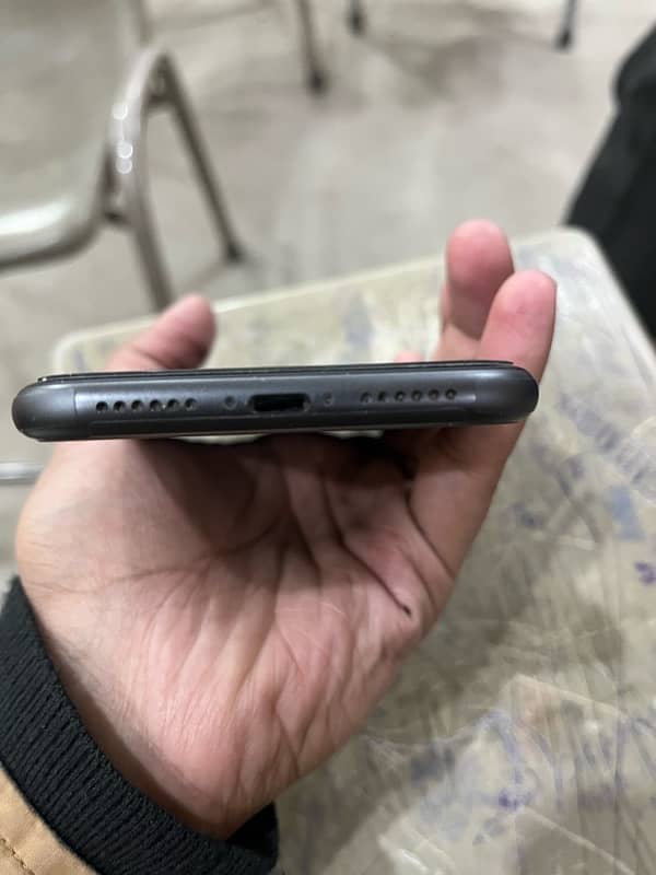 iphone 11 for sale 3