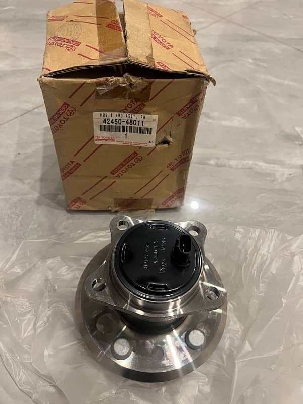 Toyota Camry Rear Wheel Hub & Bearing 3