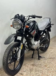 yamaha ybr125g 2018 low millage ( japniess model )