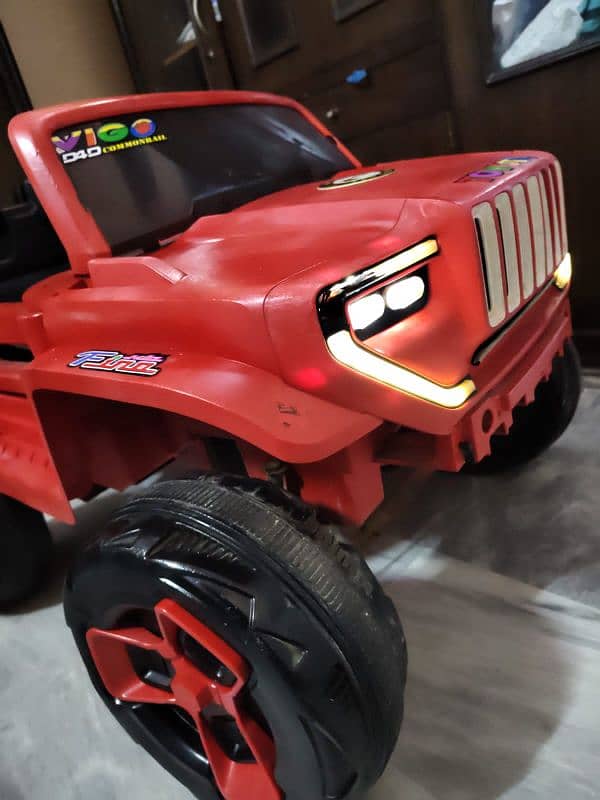 Rechargeable kids jeep 0