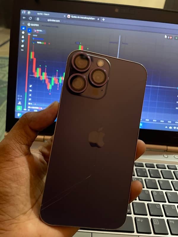 iPhone XR 1