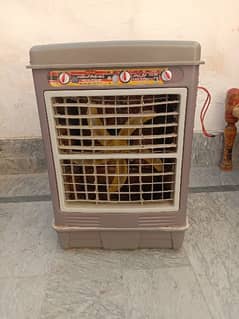 Asia AC/DC Air cooler in excellent condition