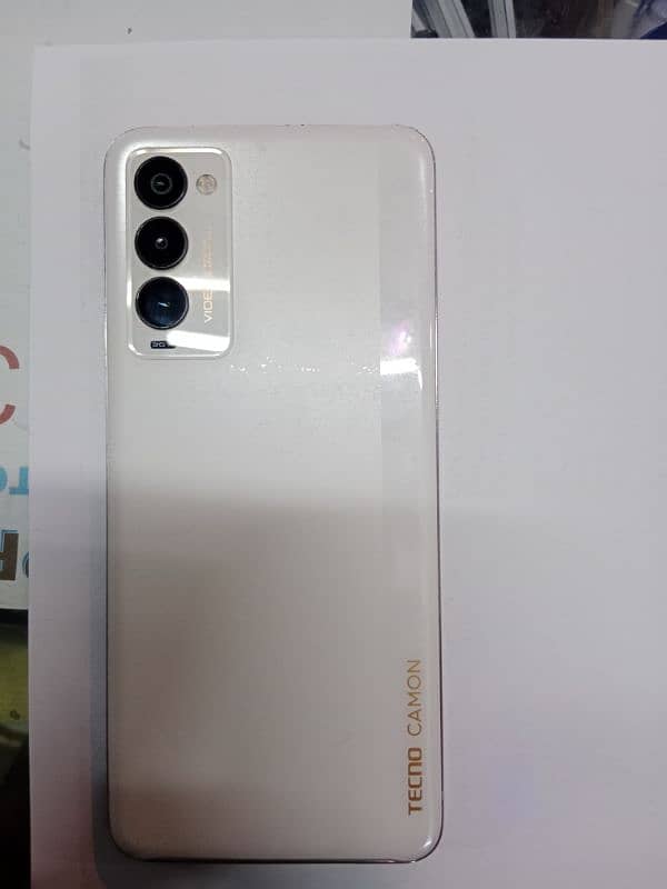 Tecno Camon 18P 4