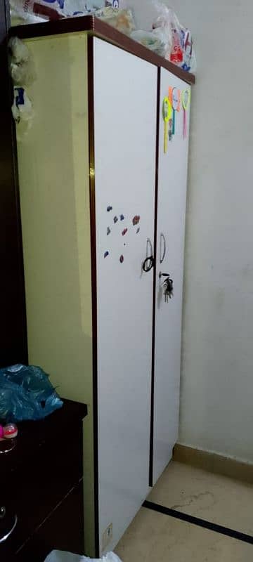 Wardrobes Double door For Sale 1