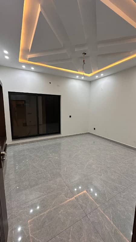 10 Marla Ultra Luxury Modern House For Sale In Topaz Block Near Main Boulevard and Park In Park View City Lahore 1