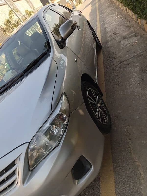 Toyota Corolla GLI 2011 9