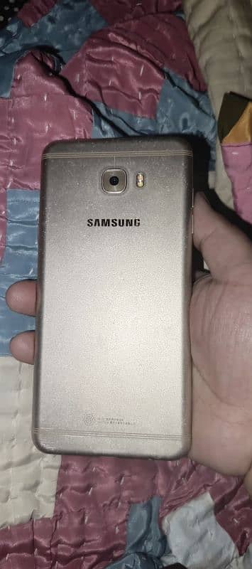 Samsung c7pro 1