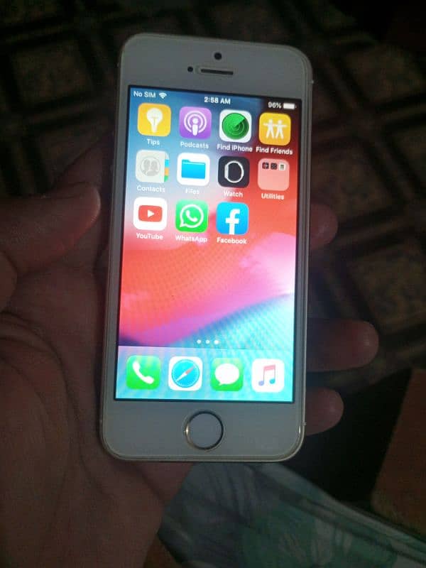 iphone 5s 16 gb 10by 10 non pta 1