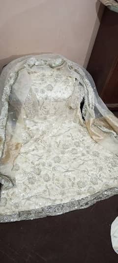 selling haevy dress nikah