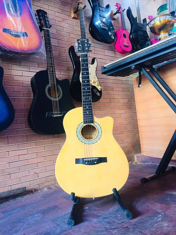 Acoustic Guitar medium size good condition 0