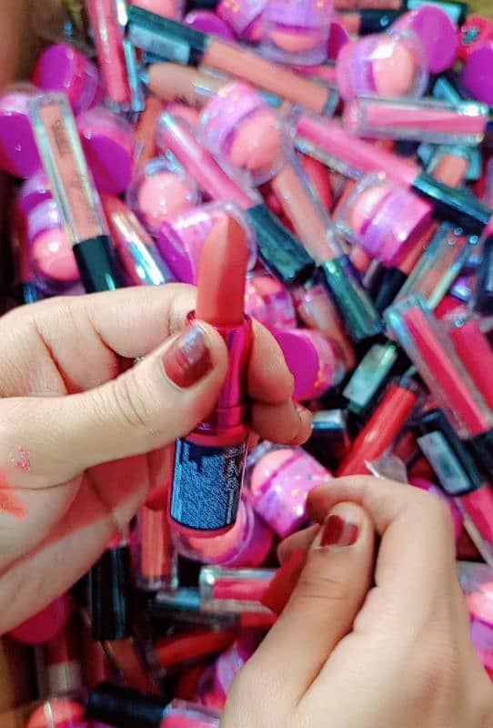 Lipsticks and lip glosses available on wholesale rate, 1