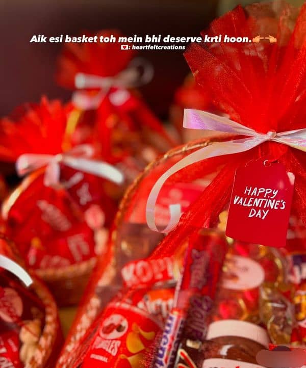 Valentine Day Special Gift Boxes/Bouquets / Basket Available 11