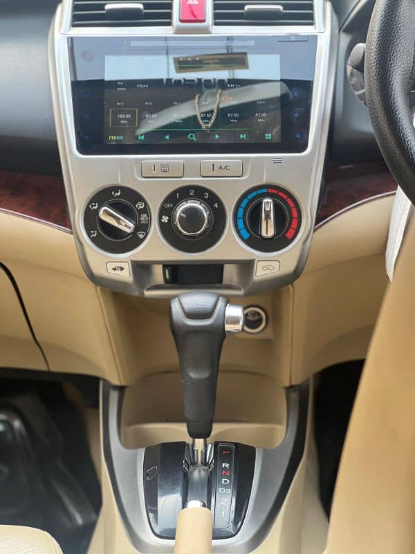 Honda City Aspire 1.5 (2018) AUTO 11