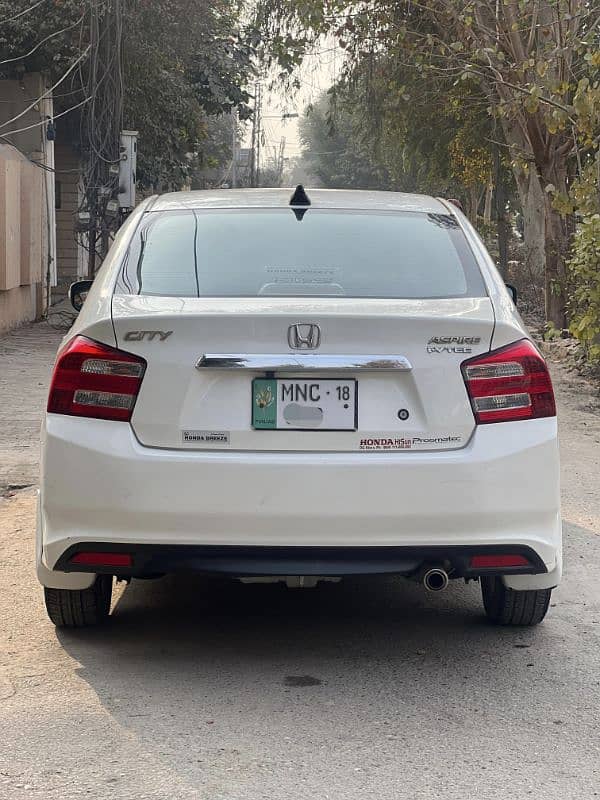 Honda City Aspire 1.5 (2018) AUTO 19