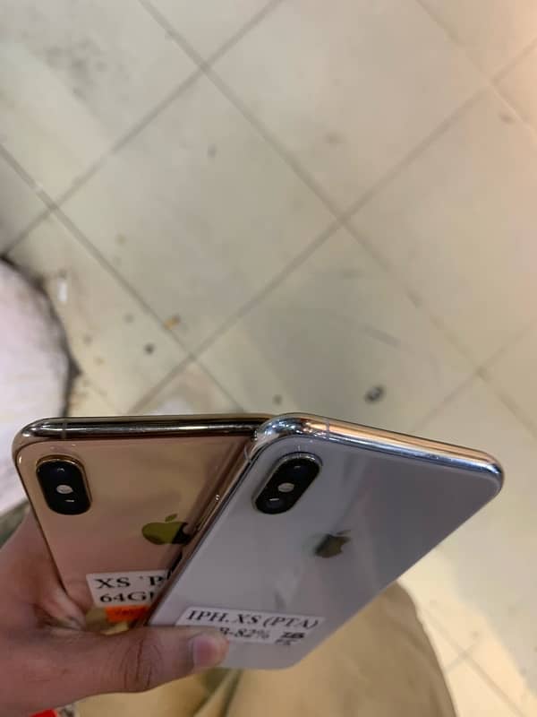 iPhone XS pta 64gb 82% health Waterpack 4