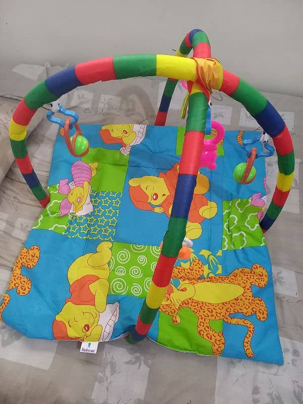 Baby play gym 0