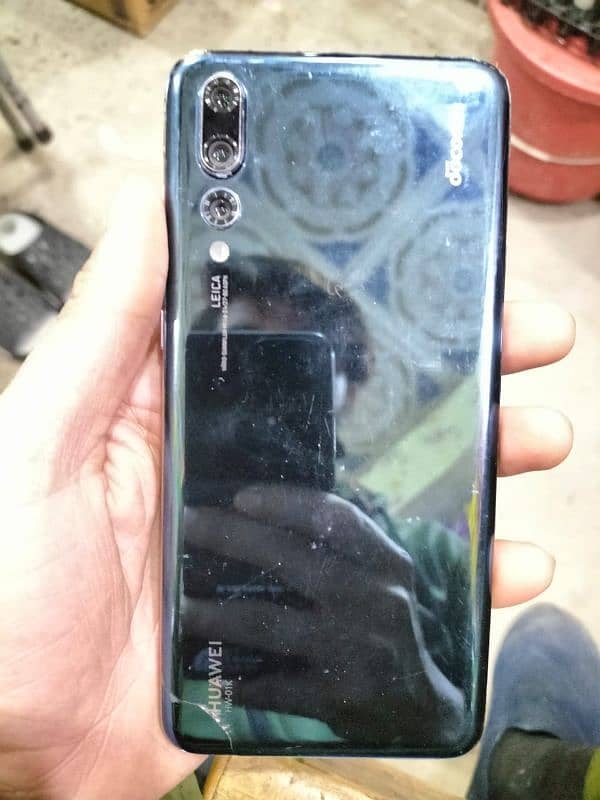 exchange or cash available Huawei p20pro 6.128gb pta prove pubg device 6