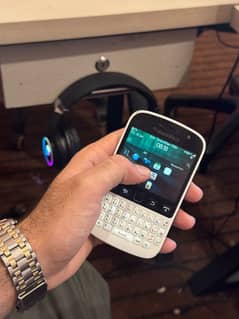 BlackBerry 9720 PTA Approved