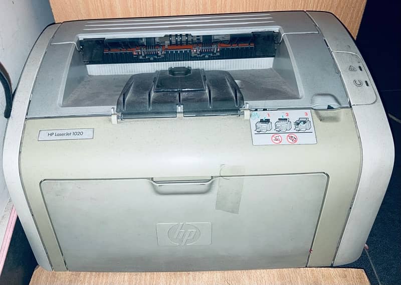 hp laserjet 1020 with full toner 0