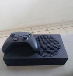 Xbox series s 1tb 10/10