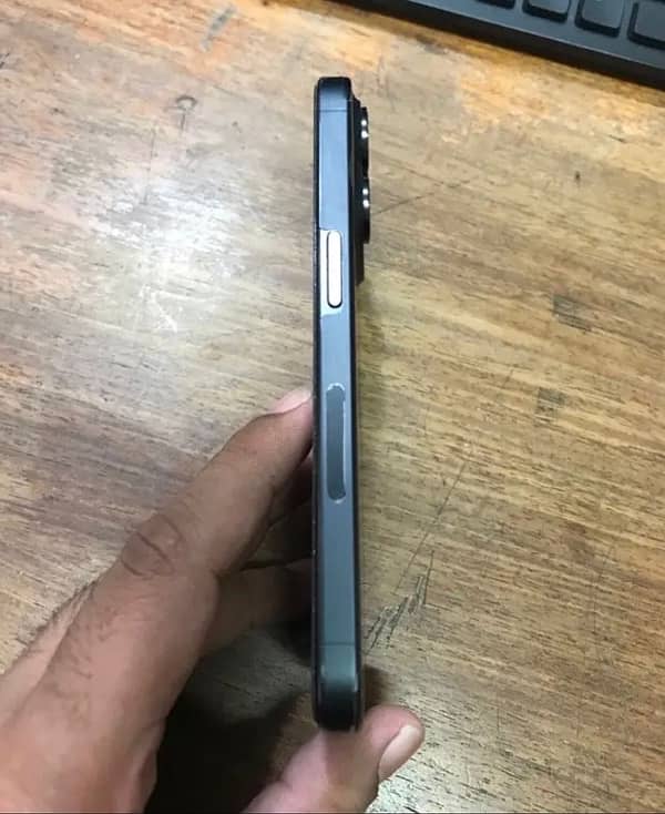 Iphone 15 Pro Non Pta 2