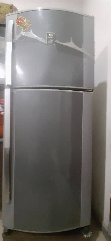 Dawlance Medium-Size Fridge for Sale. 3