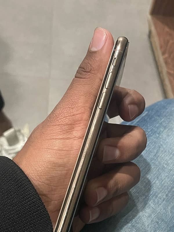 iPhone XS 256gb non pta factory unlock 1