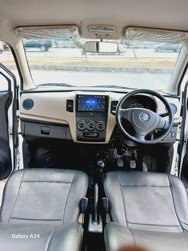 Suzuki Wagon R 2022 12