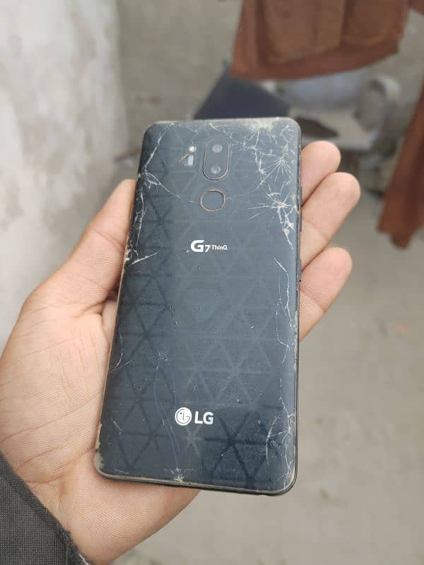 LG g7 thinq mobile for sale 16k final 5