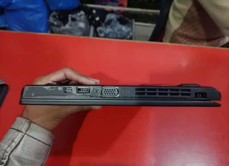 Lenovo Thinkpad X240 7