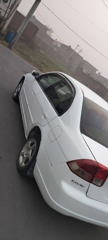 Honda Civic EXi 2004 4