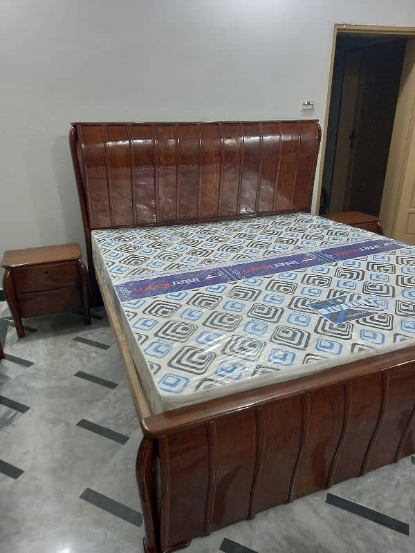 Solid Wood New bed set glass polish latest design 0