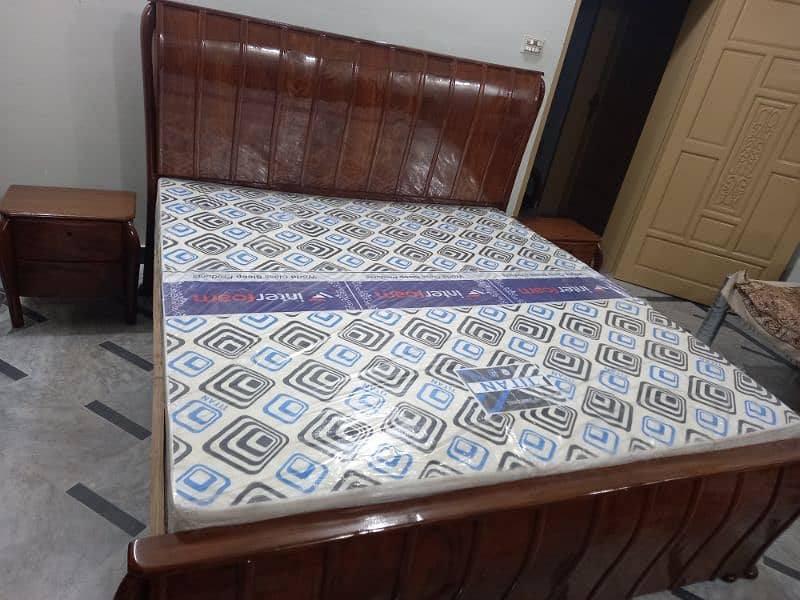 Solid Wood New bed set glass polish latest design 9