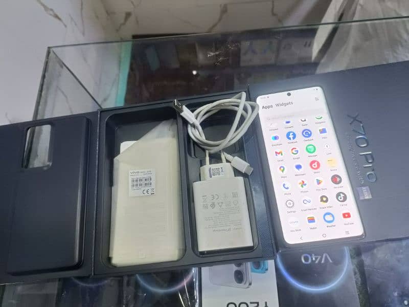 Vivo x70 Pro 03298295983watsapp 2