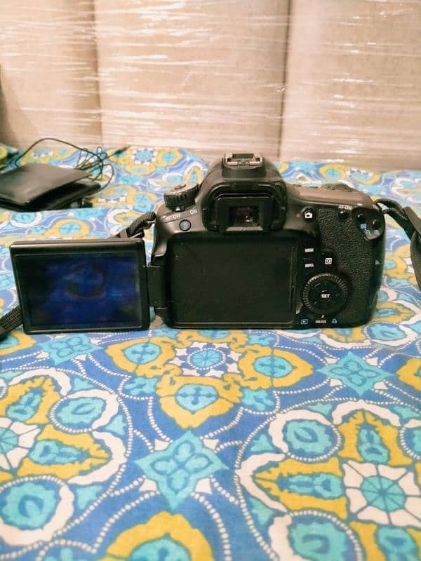 Canon 60D DSLR Camera For Sale 1