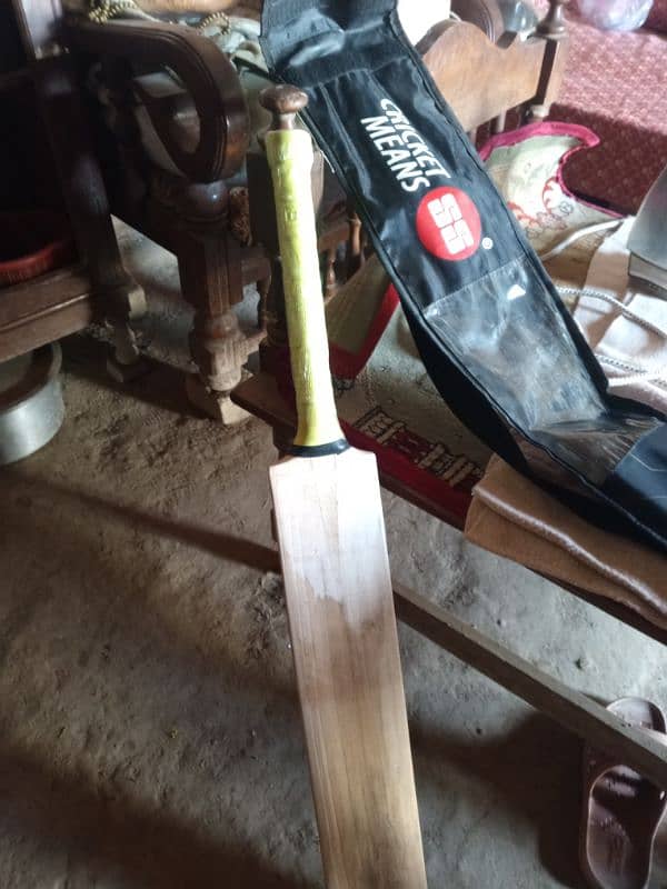 S. S NEW BAT WILLOW TREE BAT IMPORT FROM UAE 1