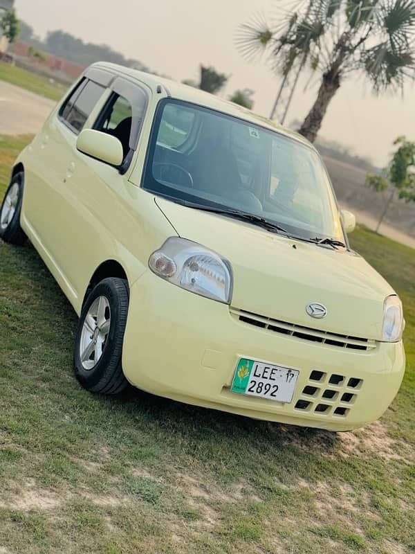 Daihatsu Esse 2017 4